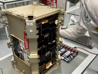 Passi avanti per il 5G in orbita grazie ai Nanosatelliti