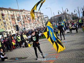 L'Apetram sbarca sulla Spina (foto di Carla) L'Apetram sbarca sulla Spina (foto di Carla)