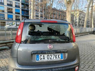 Il giorno dopo il corteo pro Askatasuna e i disordini