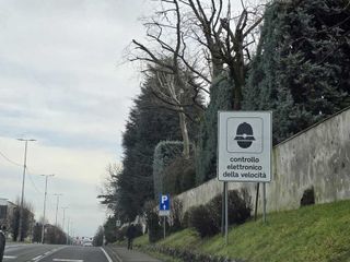 L'autovelox di Rivoli al centro delle polemiche L'autovelox di Rivoli al centro delle polemiche