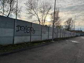 La nuova recinzione lungo la promenade