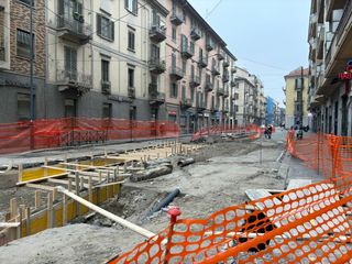 La protesta dei commercianti assediati dai cantieri La protesta dei commercianti assediati dai cantieri
