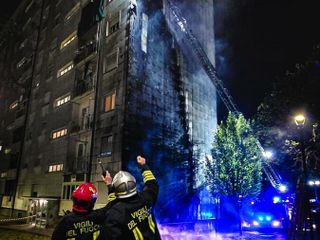 Incendio in via Artom