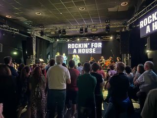 Alcuni momento del concerto all'Hiroshima