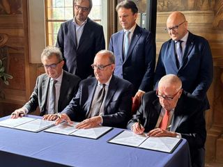 La firma del protocollo La firma del protocollo