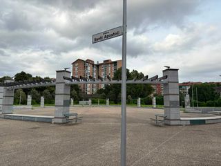 L'incresciosa situazione dei box di piazzale Santi Apostoli