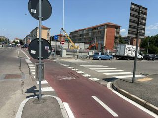 Manca un collegamento tra via Nizza e la passerella del parco di italia '61 Manca un collegamento tra via Nizza e la passerella del parco di italia '61