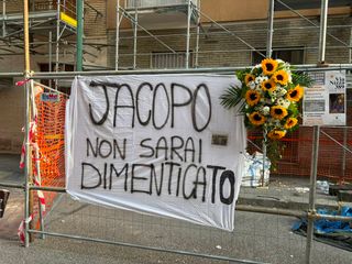 Via Nizza, un anno dopo: tra dolore e insofferenza Via Nizza, un anno dopo: tra dolore e insofferenza
