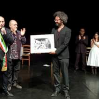 Collegno, tutto esaurito per &quot;Lettere da un manicomio&quot; di Simone Cristicchi