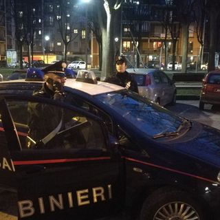 Picchiato in piazza della Repubblica a Collegno, denunciato un 19enne