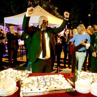 Il candidato sindaco Casciano festeggia il compleanno con i cittadini