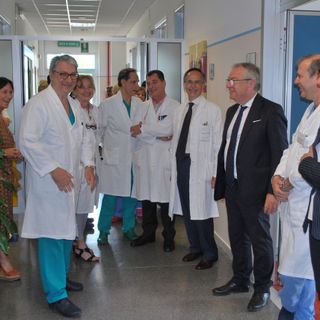 Rivoli, taglio del nastro per i nuovi locali della dialisi dell'ospedale Rivoli, taglio del nastro per i nuovi locali della dialisi dell'ospedale