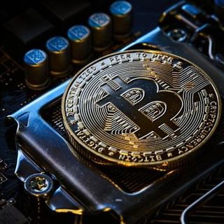 Bitcoin: non si arresta il calo, cosa aspettarsi dalla crypto per i prossimi mesi?