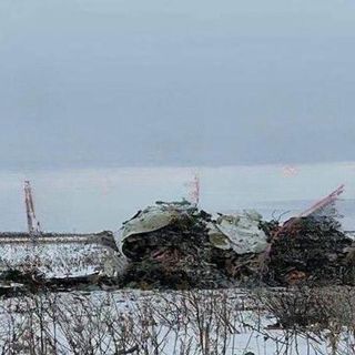 Kiev abbatte un aereo con sopra i suoi prigionieri: le possibili motivazioni politiche