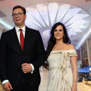 Imbarazzo in Serbia per gli atteggiamenti della first lady