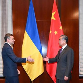 Il Ministro degli Esteri ucraino chiede aiuto alla Cina, ma tradisce Taiwan