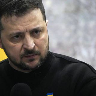 Economist intervista Zelensky e ne presenta un’immagine negativa e sfavorevole