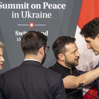 Al summit in Svizzera Zelensky ha mostrato la perdita di influenza dell’Occidente