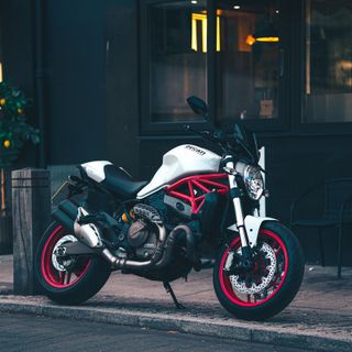 Perché cambiare la marmitta di una moto Ducati?
