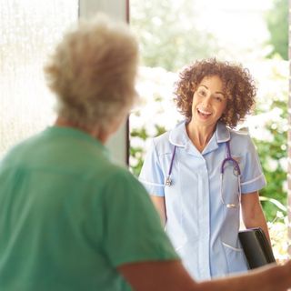 Assistenza medica domiciliare: un'opzione vantaggiosa per pazienti e familiari