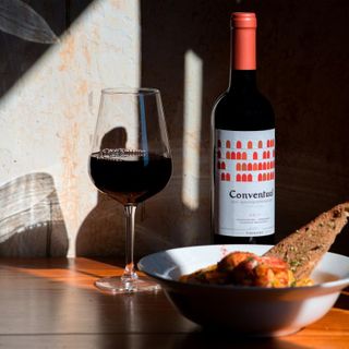 Per quanto tempo una bottiglia di vino può restare aperta?