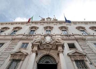 Consulta, eletti 4 nuovi giudici: intesa su Marini, Luciani, Cassinelli e Sandulli