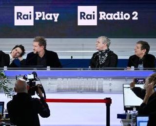 Sanremo 2025, Victoria De Angelis suonerà sul palco con i Duran Duran
