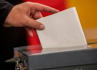 Germania, 10 giorni al voto: confronto tv tra Scholz, Merz, Habeck e Weidel