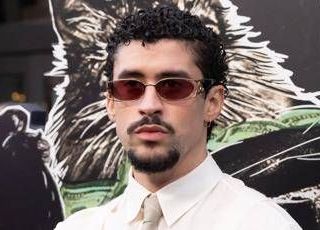 Super Bowl 2026, Bad Bunny sarà il protagonista dell'intervallo