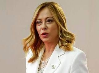 Ucraina, Meloni: "Piano Usa è la base, per arrivare alla pace serve la discussione"