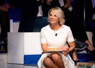 C'è Posta per Te, stasera 7 febbraio: le anticipazioni della nuova puntata C'è Posta per Te, stasera 7 febbraio: le anticipazioni della nuova puntata