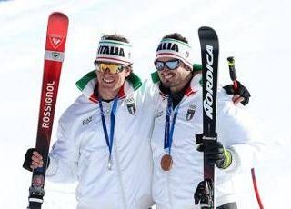 'Paris Jet-man' e 'Franzoni grandioso': festa a Bormio per le prime medaglie azzurre di Milano Cortina 'Paris Jet-man' e 'Franzoni grandioso': festa a Bormio per le prime medaglie azzurre di Milano Cortina