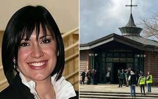 Federica Torzullo, i funerali ad Anguillara. La sorella in lacrime: "Hanno spento la tua luce" Federica Torzullo, i funerali ad Anguillara. La sorella in lacrime: "Hanno spento la tua luce"