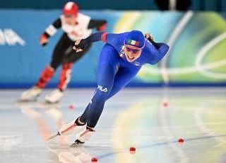 Milano Cortina, primo oro per l'Italia con Francesca Lollobrigida: record olimpico nei 3mila Milano Cortina, primo oro per l'Italia con Francesca Lollobrigida: record olimpico nei 3mila