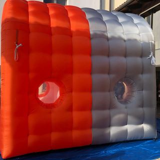 La tenda degli abbracci a Ivrea La tenda degli abbracci a Ivrea