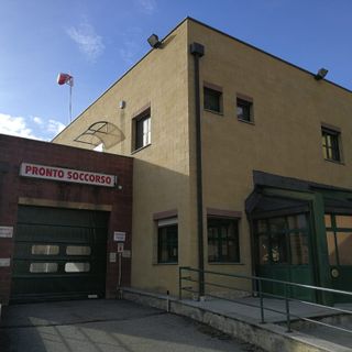 Susa, potenziato il Pronto Soccorso: più postazioni per i pazienti, migliorata la sicurezza dei percorsi Susa, potenziato il Pronto Soccorso: più postazioni per i pazienti, migliorata la sicurezza dei percorsi