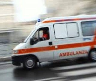 Rivoli, negazionisti del Covid inseguono l'ambulanza in tangenziale. Rocca: &quot;Soccorritori diventati bersaglio della paura&quot;