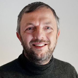 Il post pubblicato dal biologo Enrico Bucci