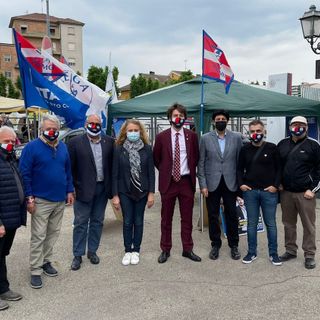 Lega, raccolta firme per il Made in Italy e campagna di tesseramento in piazza d'Armi