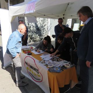 Il Firma Day del Movimento 5 Stelle a Settimo