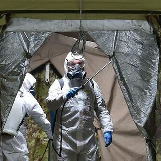 Ospedale da campo a Torino Esposizioni, Grimaldi (LUV): “Sanitari come palombari sottoterra&quot;