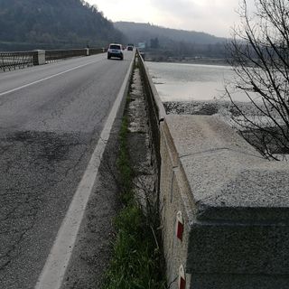 Il ponte che collega Verrua Savoia a Crescentino