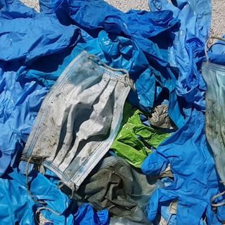 &quot;Il corretto smaltimento di mascherine e guanti è un gesto da supereroi&quot;: al via la campagna informativa di Comune, Amiat e Gtt