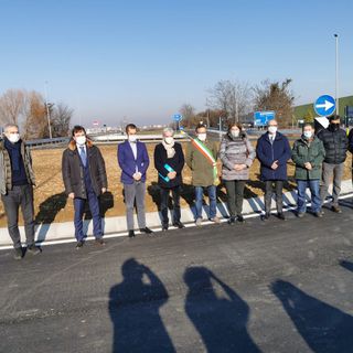 Gli assessori Gabusi e Tronzano inaugurano la nuova rotatoria all'interporto Sito