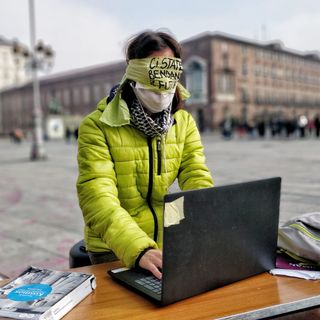 Studenti a Torino contro la didattica a distanza: &quot;Solo uno su quattro può accedervi&quot;