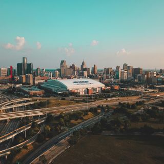 Detroit: Una rinascita urbana tra motori e musica