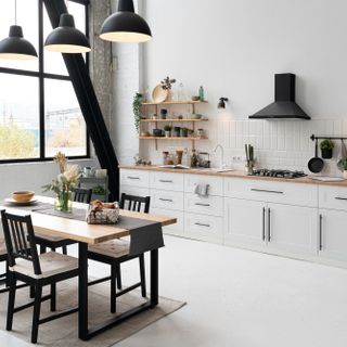 Introduzione alla Cucina Open Space: come integrarla con il resto della casa