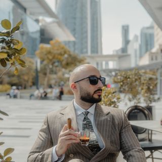 Trasferirsi a Dubai con Daniele Pescara