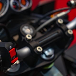 Risparmiare sui Migliori Accessori Moto: Guida ai Negozi Online con Offerte Imperdibili