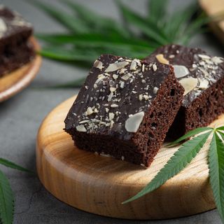 Cosa dobbiamo sapere sulle caramelle CBD